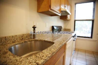 Allston 6 Beds 2.5 Baths Allston Boston - $7,900 No Fee